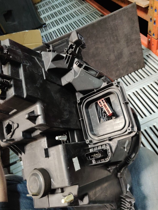 Farol Frente Direito / Otica Direita RENAULT MEGANE IV Hatchback (B9A/M/N_) | 15 -  Imagem-4