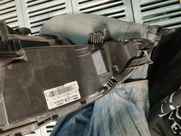 Farol Frente Direito / Otica Direita RENAULT MEGANE IV Hatchback (B9A/M/N_) | 15 -  Imagem-5