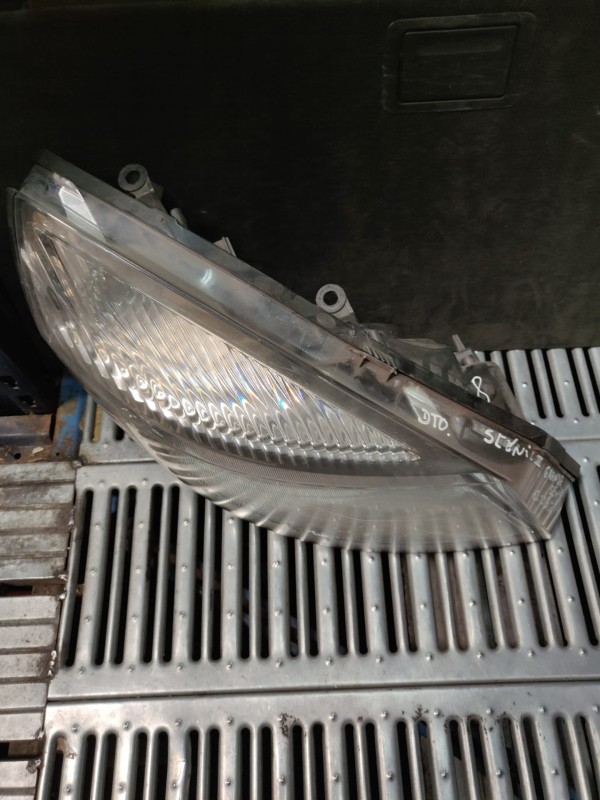 Farol Frente Direito / Otica Direita RENAULT SCÉNIC II (JM0/1_) | 03 - 10 Imagem-2