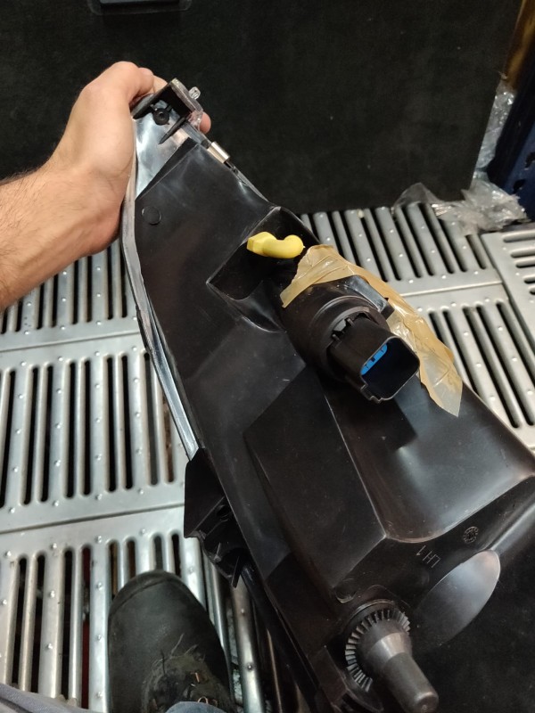 Farol Frente Esquerdo / Otica Esquerda FORD FOCUS (DAW, DBW) | 98 - 09 Imagem-7 Farol Frente Esquerdo / Otica Esquerda FORD FOCUS (DAW, DBW) | 98 - 09 Imagem-7