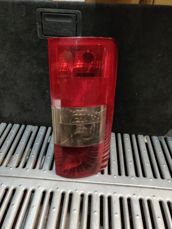 Farolim Esquerdo Painel Lanterna Esquerda Ilharga FORD TRANSIT CONNECT (P65_, P70_, P80_) | 02 -  Imagem-1 Farolim Esquerdo Painel Lanterna Esquerda Ilharga FORD TRANSIT CONNECT (P65_, P70_, P80_) | 02 -  Imagem-1