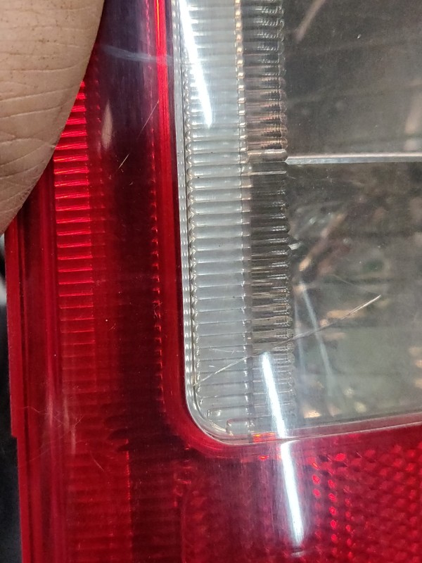 Farolim Esquerdo Painel Lanterna Esquerda Ilharga FORD TRANSIT CONNECT (P65_, P70_, P80_) | 02 -  Imagem-2 Farolim Esquerdo Painel Lanterna Esquerda Ilharga FORD TRANSIT CONNECT (P65_, P70_, P80_) | 02 -  Imagem-2