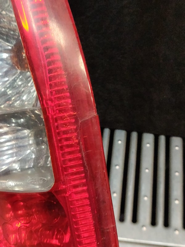 Farolim Direito do Painel Lanterna direitaIlharga FORD TRANSIT Caixa (FA_ _) | 06 - 14 Imagem-9 Farolim Direito do Painel Lanterna direitaIlharga FORD TRANSIT Caixa (FA_ _) | 06 - 14 Imagem-9