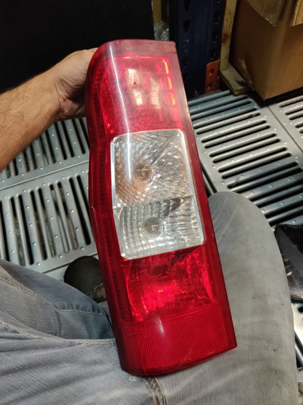 Farolim Esquerdo Painel Lanterna Esquerda Ilharga FORD TRANSIT Caixa (FA_ _) | 06 - 14 Imagem-8 Farolim Esquerdo Painel Lanterna Esquerda Ilharga FORD TRANSIT Caixa (FA_ _) | 06 - 14 Imagem-8