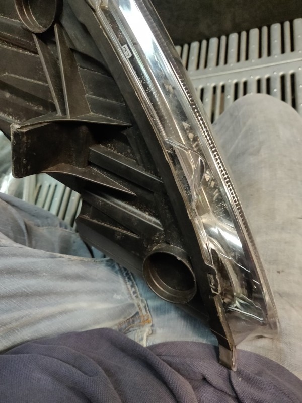 Farol Frente Direito / Otica Direita FORD FIESTA VI (CB1, CCN) | 08 -  Imagem-10 Farol Frente Direito / Otica Direita FORD FIESTA VI (CB1, CCN) | 08 -  Imagem-10