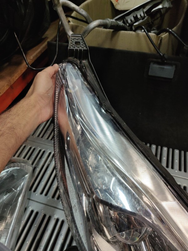 Farol Frente Direito / Otica Direita FORD FIESTA VI (CB1, CCN) | 08 -  Imagem-15 Farol Frente Direito / Otica Direita FORD FIESTA VI (CB1, CCN) | 08 -  Imagem-15