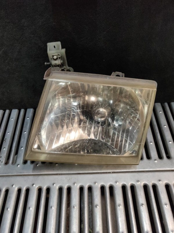 Farol Frente Esquerdo / Otica Esquerda FORD RANGER (ER, EQ, R_) | 97 - 09