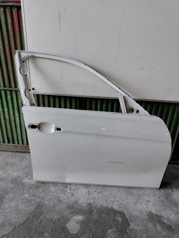 Porta Frente Direita nua BMW 3 (F30, F80) | 11 - 18