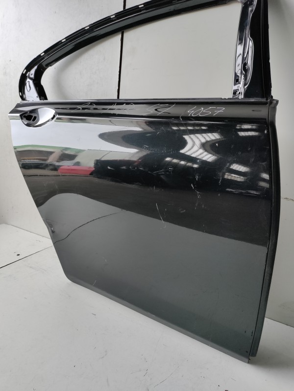 Porta Tras Direita nua BMW 7 (F01, F02, F03, F04) | 08 - 15