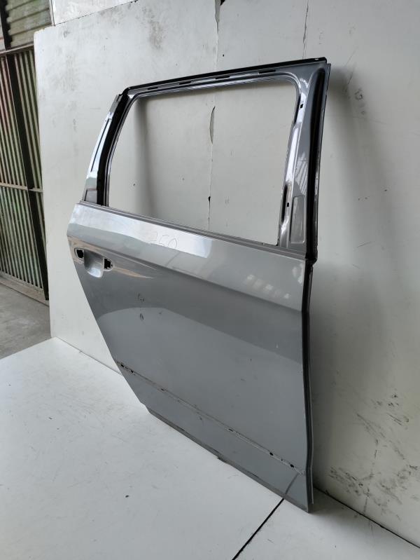 Puerta trasera Dcho VOLKSWAGEN PASSAT (3C2) | 05 - 10 Imagem-1