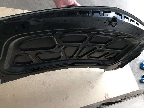 Capot / Capom / Capo OPEL ASTRA J (P10) | 09 - 15 Imagem-4 Capot / Capom / Capo OPEL ASTRA J (P10) | 09 - 15 Imagem-4