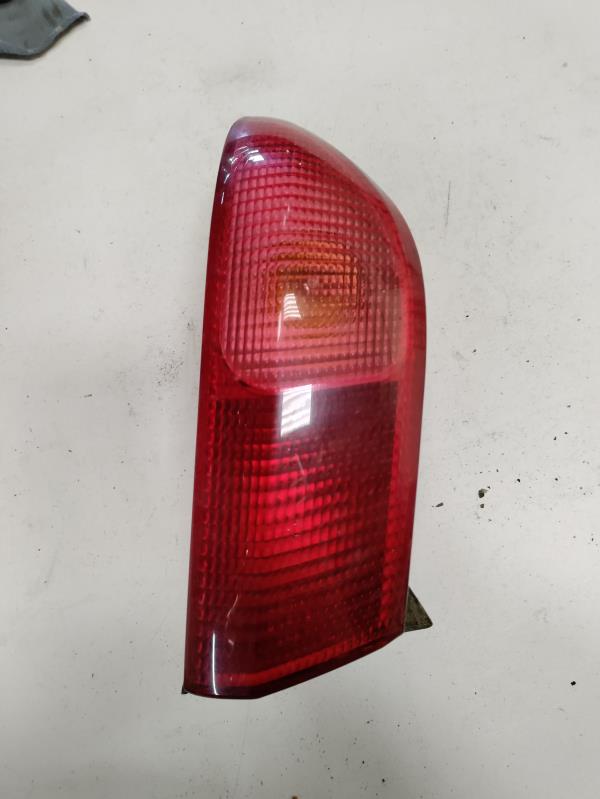Farolim Direito do Painel Lanterna direitaIlharga ALFA ROMEO 156 (932_) | 97 - 05