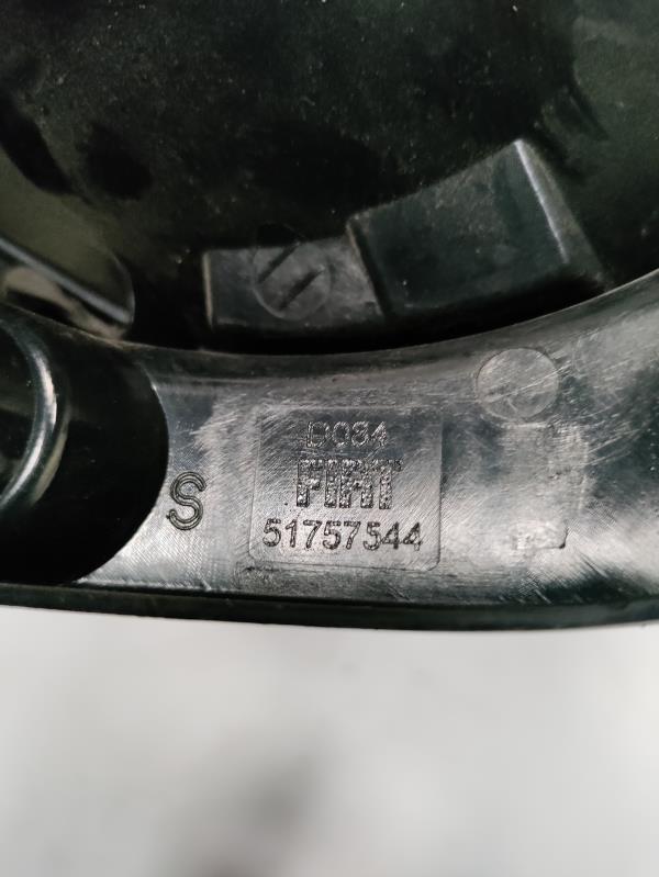 Farolim Esquerdo Painel Lanterna Esquerda Ilharga FIAT BRAVO II (198_) | 06 -  Imagem-10 Farolim Esquerdo Painel Lanterna Esquerda Ilharga FIAT BRAVO II (198_) | 06 -  Imagem-10