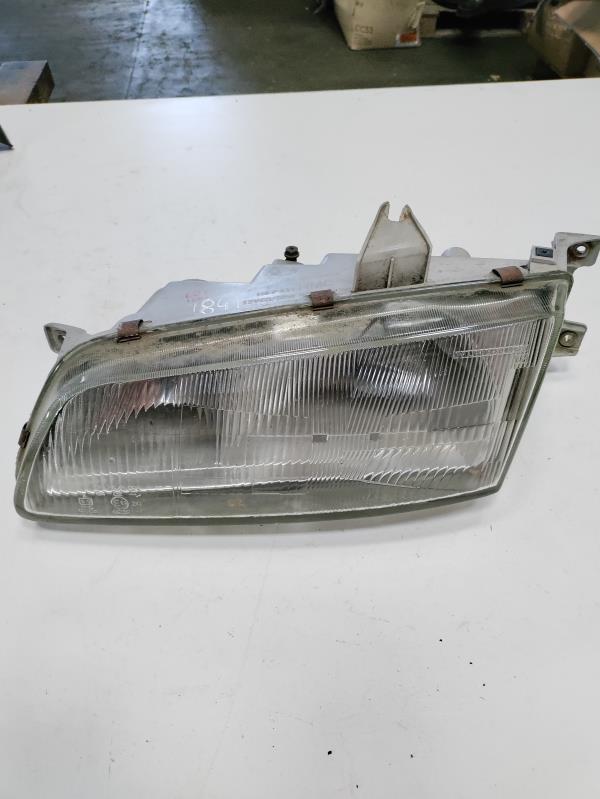 Farol Frente Esquerdo / Otica Esquerda HYUNDAI H-1 / STAREX Veículo multiuso (A1) | 97 - 