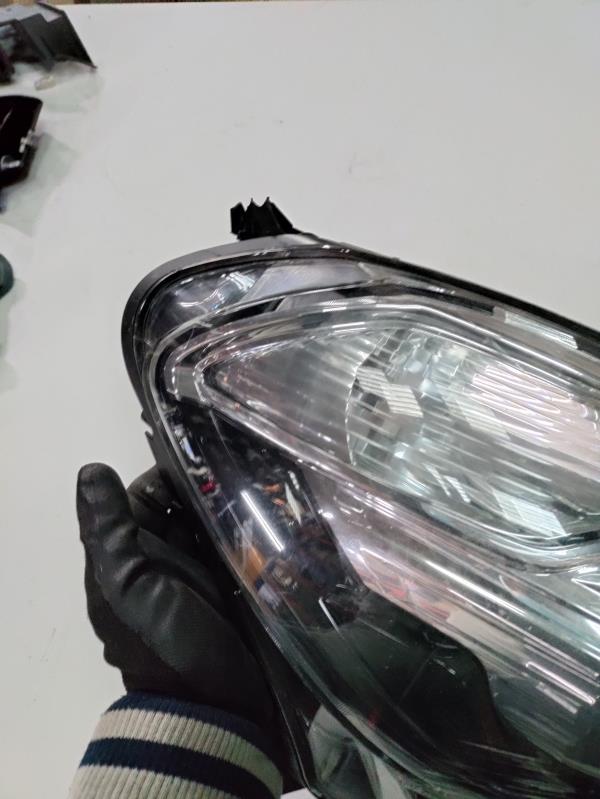 Farol Frente Direito / Otica Direita NISSAN QASHQAI / QASHQAI +2 I (J10, NJ10, JJ10E) | 06 - 14 Imagem-1