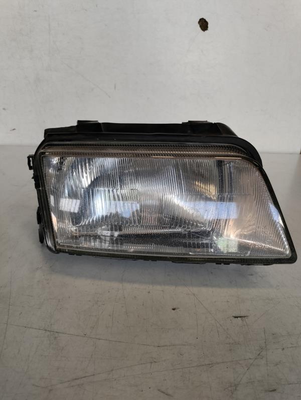 Farol Frente Direito / Otica Direita AUDI A4 (8D2, B5) | 94 - 01