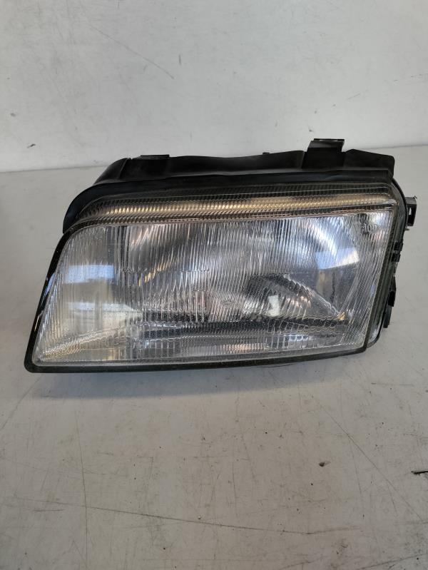 Farol Frente Esquerdo / Otica Esquerda AUDI A4 (8D2, B5) | 94 - 01