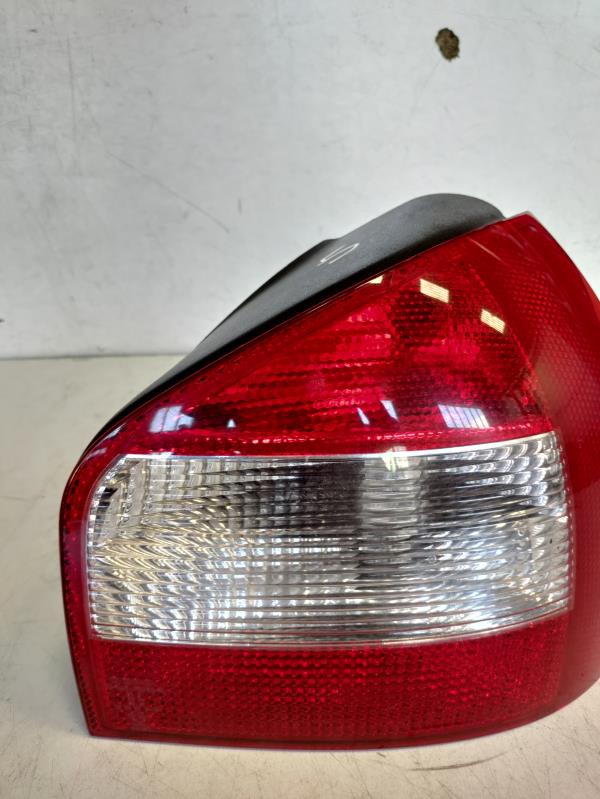 Farolim Direito do Painel Lanterna direitaIlharga AUDI A3 (8L1) | 96 - 06 Imagem-2