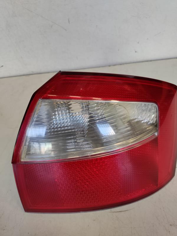 Farolim Direito do Painel Lanterna direitaIlharga AUDI A4 (8E2, B6) | 00 - 05 Imagem-2