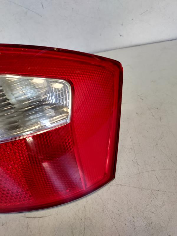 Farolim Direito do Painel Lanterna direitaIlharga AUDI A4 (8E2, B6) | 00 - 05 Imagem-4