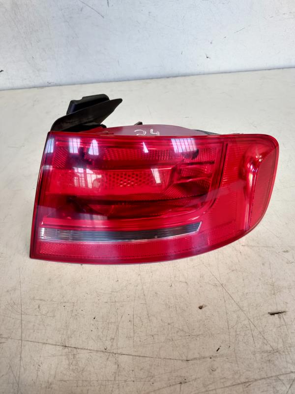 Farolim Direito do Painel Lanterna direitaIlharga AUDI A4 (8K2, B8) | 07 - 15