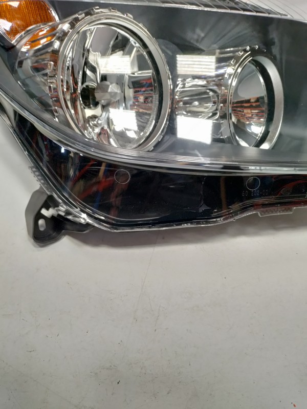 Farol Frente Direito / Otica Direita OPEL ASTRA H (A04) | 04 - 14 Imagem-5 Farol Frente Direito / Otica Direita OPEL ASTRA H (A04) | 04 - 14 Imagem-5