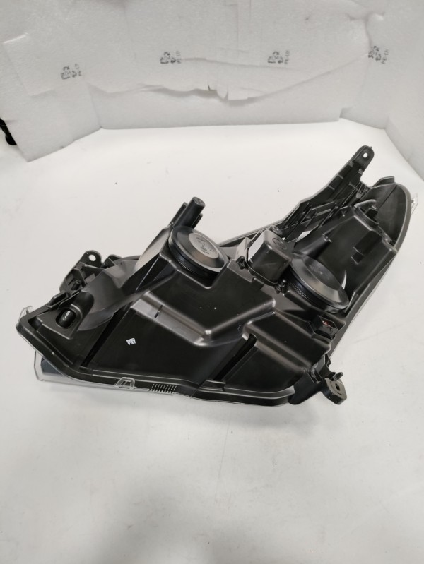 Farol Frente Direito / Otica Direita OPEL ASTRA H (A04) | 04 - 14 Imagem-8 Farol Frente Direito / Otica Direita OPEL ASTRA H (A04) | 04 - 14 Imagem-8