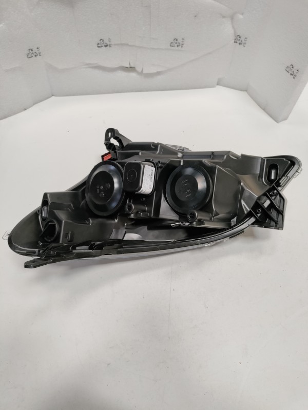 Farol Frente Direito / Otica Direita OPEL ASTRA H (A04) | 04 - 14 Imagem-10 Farol Frente Direito / Otica Direita OPEL ASTRA H (A04) | 04 - 14 Imagem-10