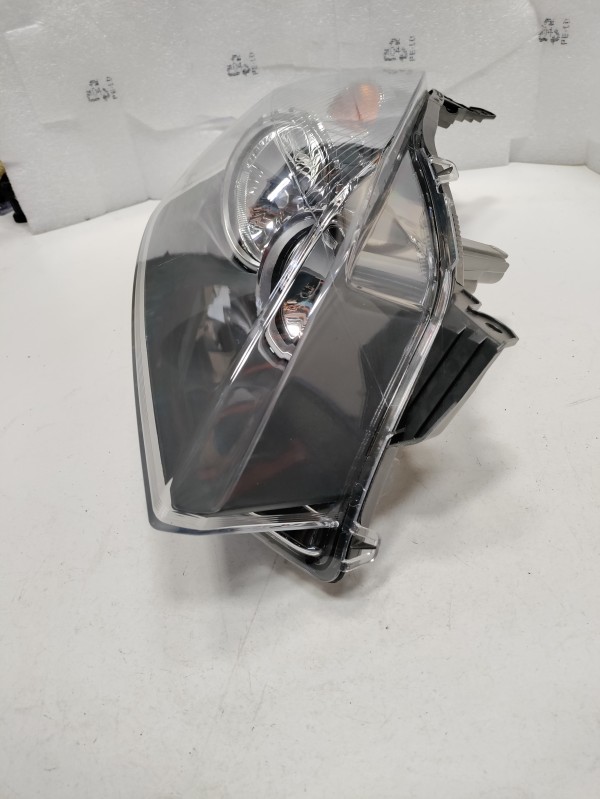 Farol Frente Direito / Otica Direita OPEL ASTRA H (A04) | 04 - 14 Imagem-11 Farol Frente Direito / Otica Direita OPEL ASTRA H (A04) | 04 - 14 Imagem-11