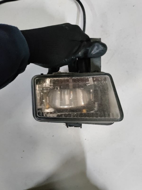 Farol de Nevoeiro Frente Esquerdo OPEL VECTRA A (J89) | 88 - 95