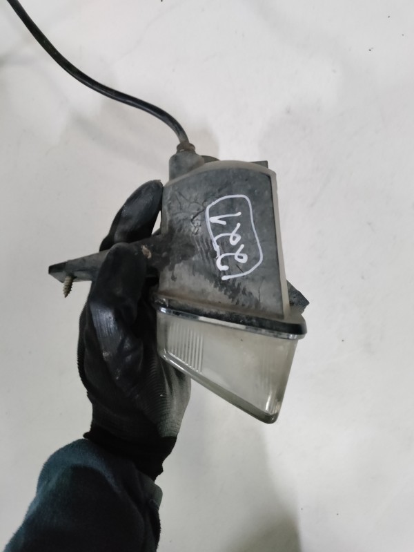 Farol de Nevoeiro Frente Esquerdo OPEL VECTRA A (J89) | 88 - 95 Imagem-2 Farol de Nevoeiro Frente Esquerdo OPEL VECTRA A (J89) | 88 - 95 Imagem-2