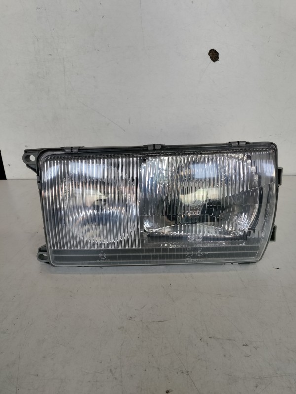 Farol Frente Esquerdo / Otica Esquerda MERCEDES-BENZ TRÊS VOLUMES (W123) | 76 - 85