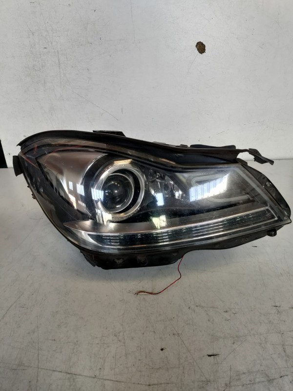 Farol Frente Direito / Otica Direita MERCEDES-BENZ C-CLASS (W204) | 07 - 15
