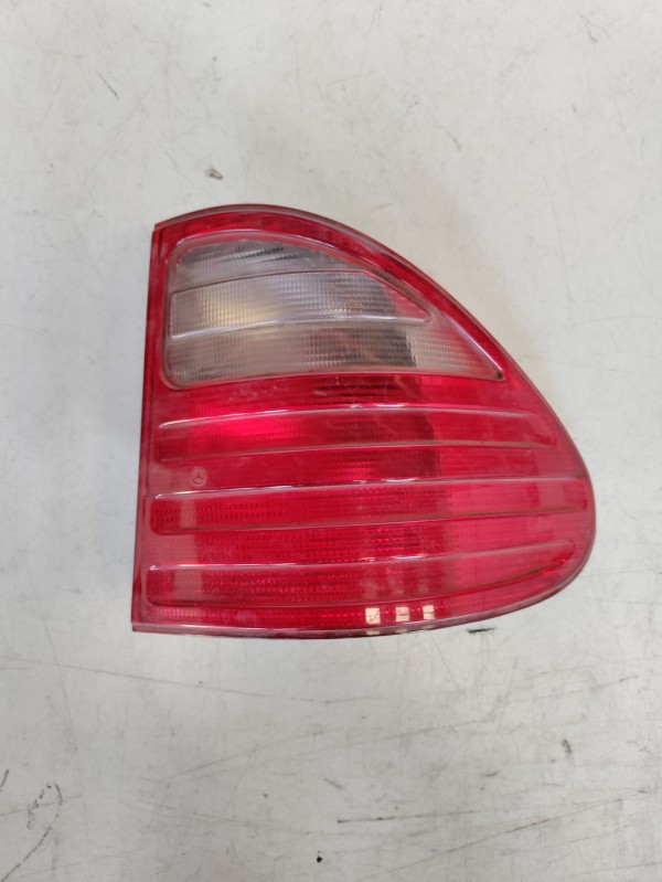 Farolim Direito do Painel Lanterna direitaIlharga MERCEDES-BENZ E-CLASS (W210) | 95 - 03