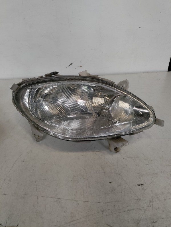 Farol Frente Direito / Otica Direita SMART CITY-COUPE (450) | 98 - 04