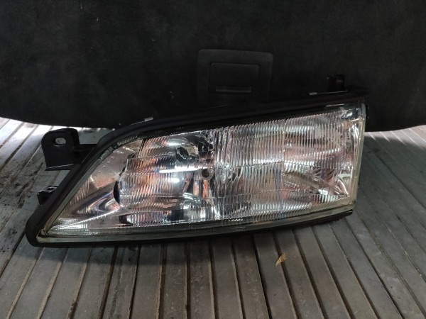 Farol Frente Esquerdo / Otica Esquerda OPEL VECTRA B (J96) | 95 - 04