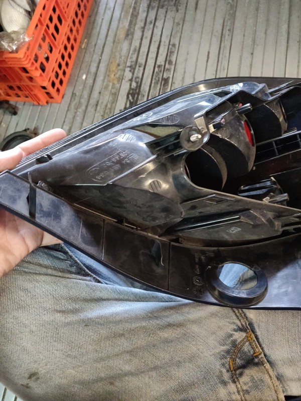 Farolim Direito do Painel Lanterna direitaIlharga OPEL ASTRA H (A04) | 04 - 14 Imagem-1 Farolim Direito do Painel Lanterna direitaIlharga OPEL ASTRA H (A04) | 04 - 14 Imagem-1