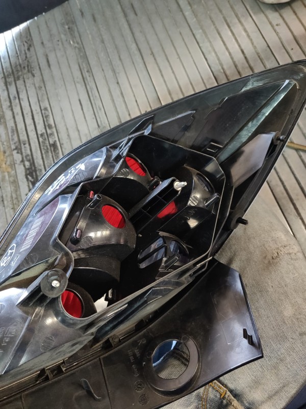 Farolim Direito do Painel Lanterna direitaIlharga OPEL ASTRA H (A04) | 04 - 14 Imagem-2 Farolim Direito do Painel Lanterna direitaIlharga OPEL ASTRA H (A04) | 04 - 14 Imagem-2