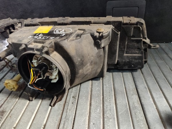 Farol Frente Esquerdo / Otica Esquerda OPEL VECTRA A (J89) | 88 - 95 Imagem-3 Farol Frente Esquerdo / Otica Esquerda OPEL VECTRA A (J89) | 88 - 95 Imagem-3