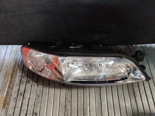 Farol Frente Direito / Otica Direita OPEL VECTRA B (J96) | 95 - 04