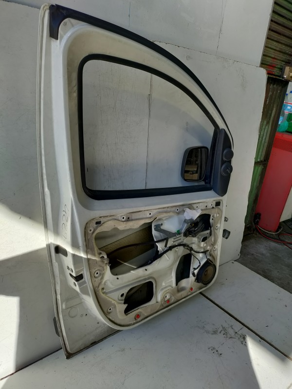 Porta Frente Esquerda com Acessorios FIAT FIORINO Caixa/Combi (225_) | 07 -  Imagem-5