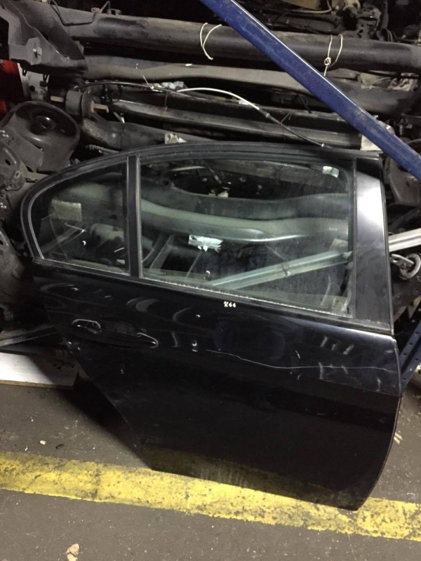 Porta Tras Direita com acessorios BMW 3 (E90) | 04 - 12