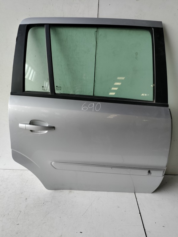 Porta Tras Direita com acessorios OPEL ZAFIRA B Van (A05) | 05 - 15