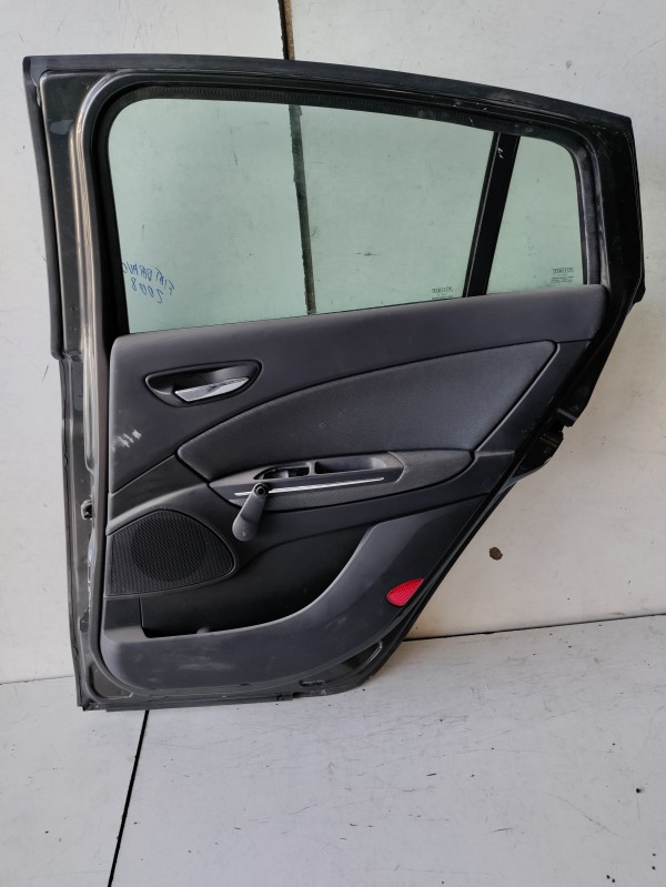 Porta Tras Direita com acessorios FIAT BRAVO II (198_) | 06 -  Imagem-3 Porta Tras Direita com acessorios FIAT BRAVO II (198_) | 06 -  Imagem-3