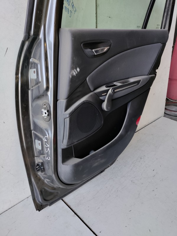 Porta Tras Direita com acessorios FIAT BRAVO II (198_) | 06 -  Imagem-5 Porta Tras Direita com acessorios FIAT BRAVO II (198_) | 06 -  Imagem-5