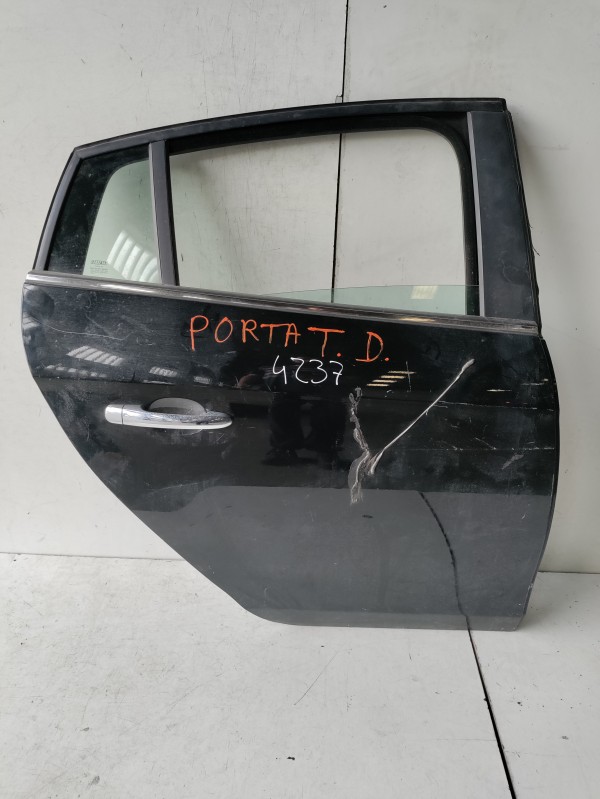 Porta Tras Direita com acessorios FIAT BRAVO II (198_) | 06 - 