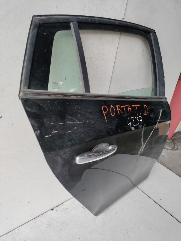 Porta Tras Direita com acessorios FIAT BRAVO II (198_) | 06 -  Imagem-2 Porta Tras Direita com acessorios FIAT BRAVO II (198_) | 06 -  Imagem-2