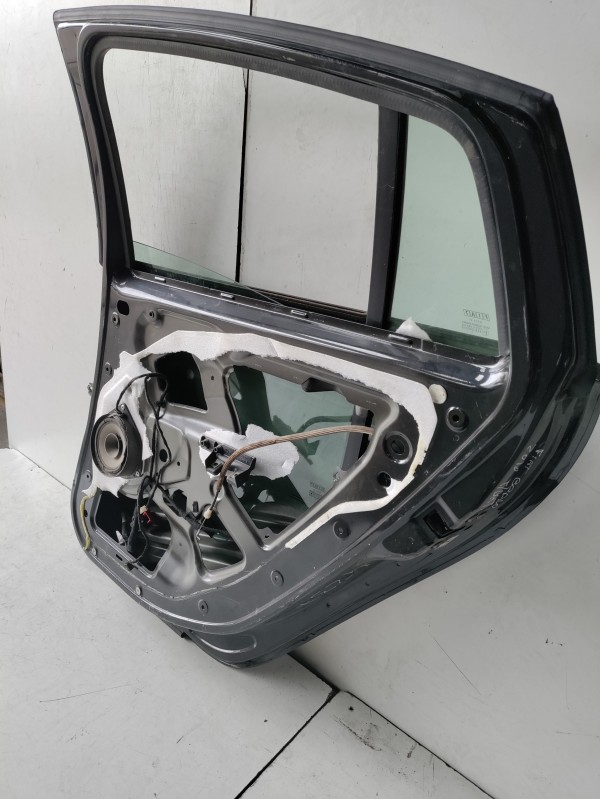 Porta Tras Direita com acessorios FIAT BRAVO II (198_) | 06 -  Imagem-4 Porta Tras Direita com acessorios FIAT BRAVO II (198_) | 06 -  Imagem-4