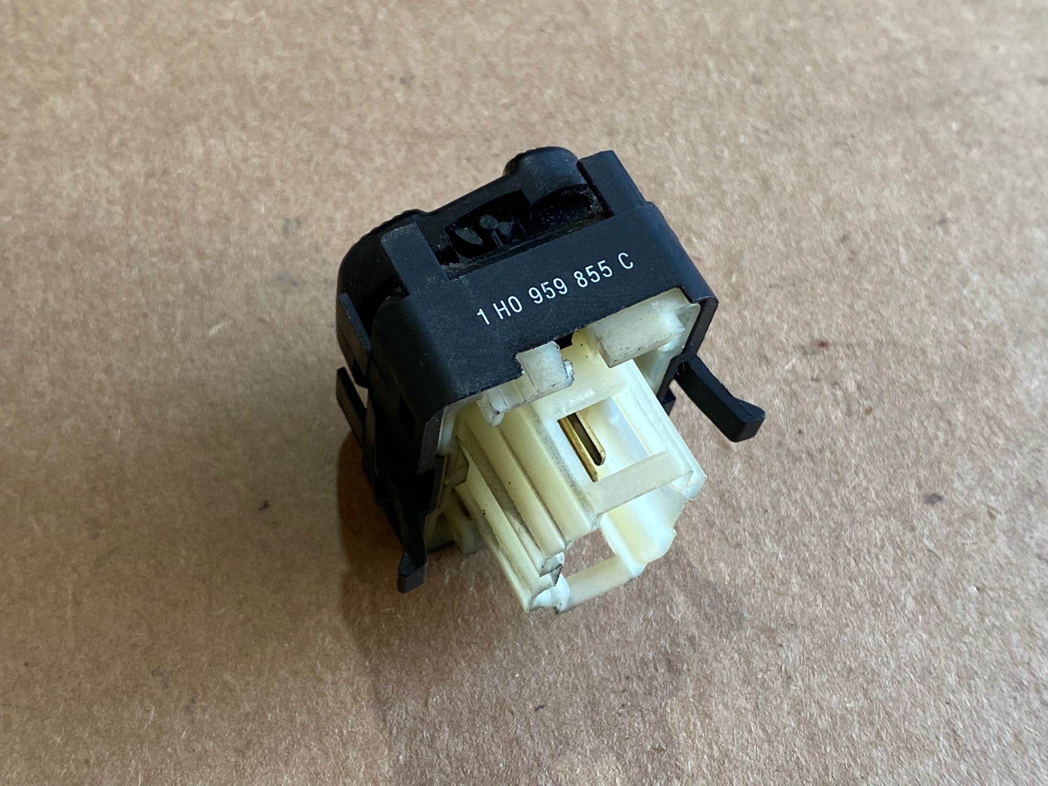 Botão / Interruptor Elevador Vidro Frt Esq VOLKSWAGEN GOLF III (1H1) | 91 - 98 Imagem-2