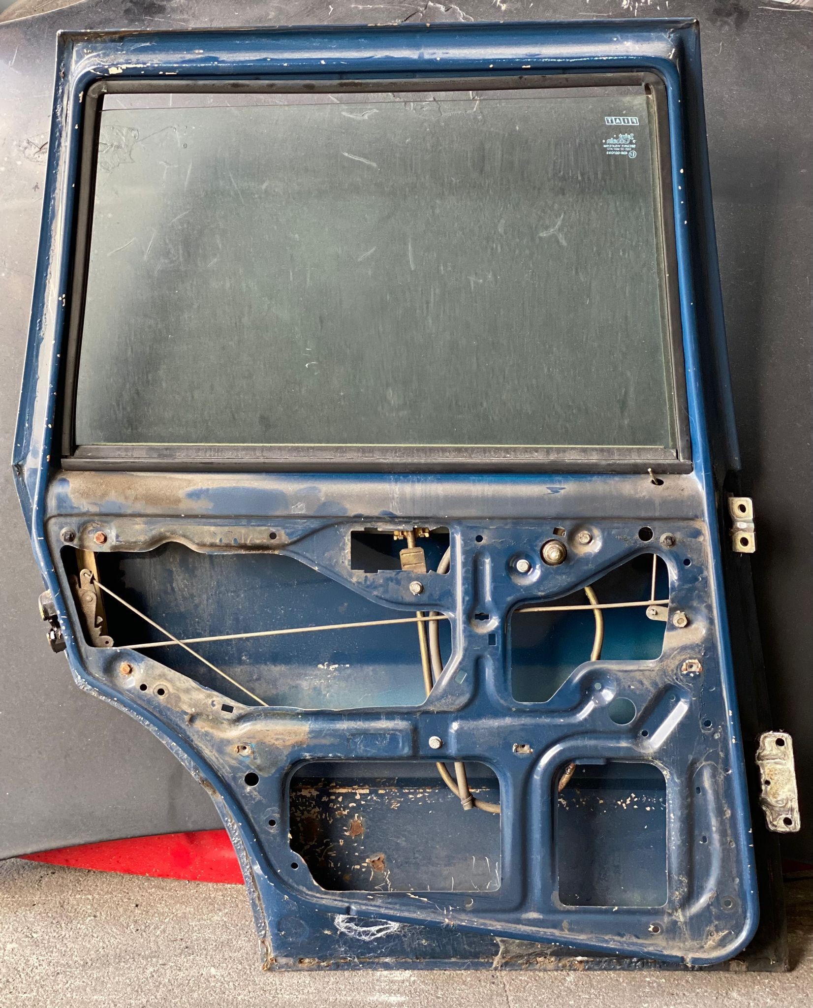 Porta trás esq FIAT UNO (146_) | 83 - 06 Imagem-3
